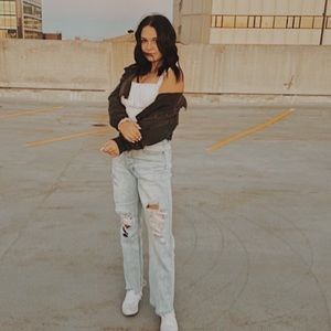 Meet your Posher, Brooke